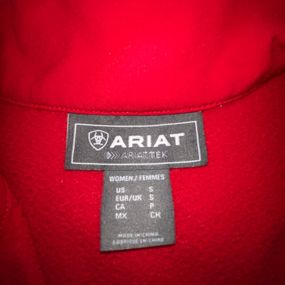 Ariat- Red zip up jacket - Picture 4 of 4